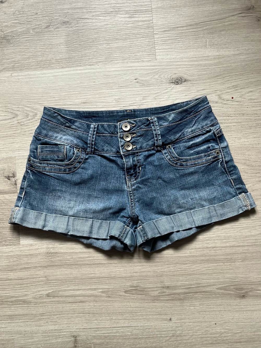 y2k cuffed triple buttoned lowrise mini denim shorts